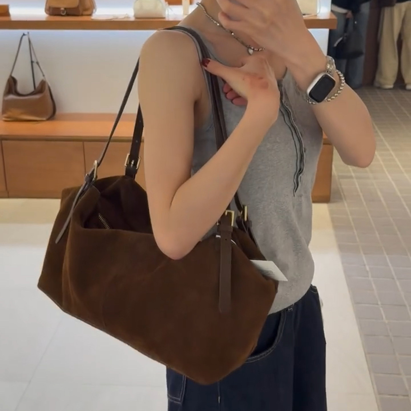 2025年秋冬新款磨砂真皮枕头包女大容量复古松弛感波士顿单肩包包,箱包皮具/热销女包/男包,托特包,淘宝优惠券,粉丝福利购,淘宝优惠卷