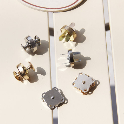 包包服饰配件磁吸扣暗扣