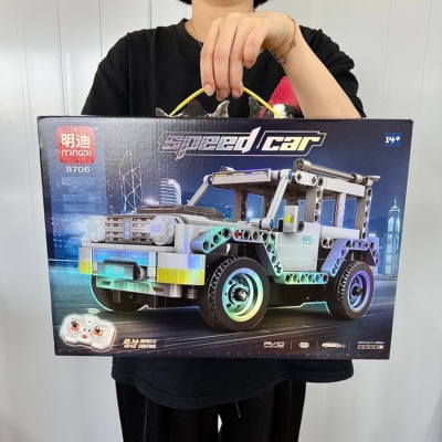 男孩积木玩具越野车赛车拼装玩具