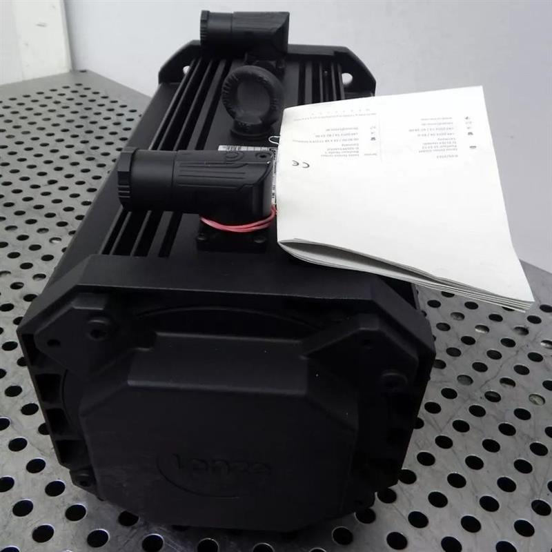 议价MCA 17N17-RS0B0-B24R-ST5F10N-R0SU伦茨伺服电机功能正常 有