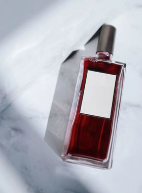 柏林少女八月桂花深渊书简孤儿怨孤女大写檀香香水小样