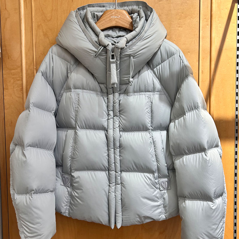 雅洛菲605短款95白鸭绒羽绒服