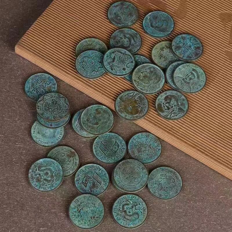 古玩杂项钱币收藏民国铜板老包浆绿锈深坑铜币大清光绪铜元铜大洋