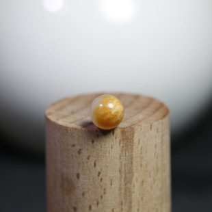 现货【珠玉珍藏】8mm新疆和田玉籽料黄沁白玉圆珠单珠顶珠配珠