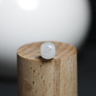 现货 7x8mm新疆和田玉籽料油库料白玉老型珠单珠顶珠 珠玉珍藏