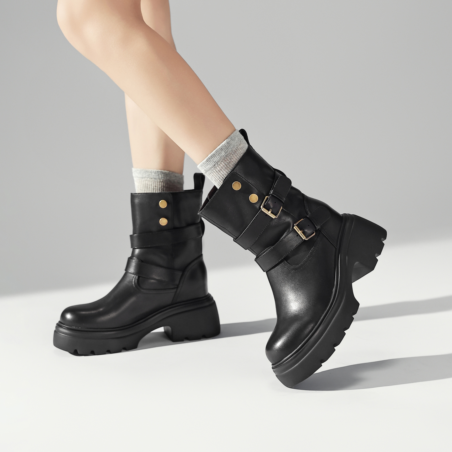 猫本喵增高8.5cm英伦风马丁靴