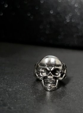 欧美嘻哈大骷髅头戒指手工复古个性霸气机车朋克硬汉食指环做旧