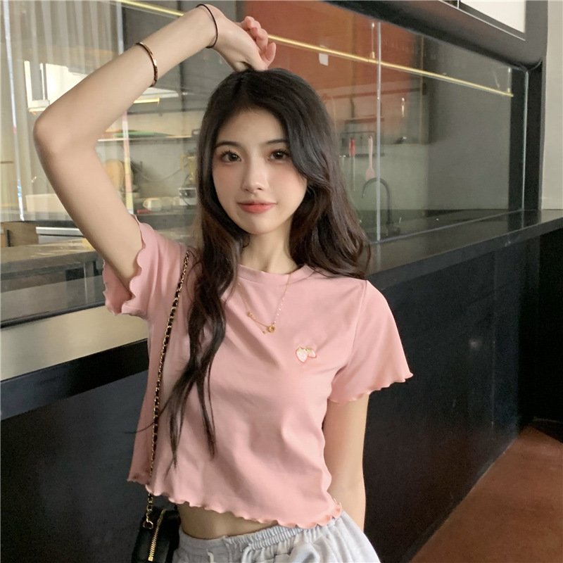 甜辣妹露脐短款学生上衣夏季新款短袖刺绣木耳边修身t恤女潮