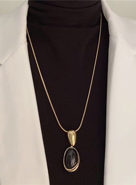 椭圆树脂吊坠项链轻奢复古