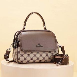 洋气高级感小包包女2026新款小方包夏季百搭单肩斜挎手提宽带女包