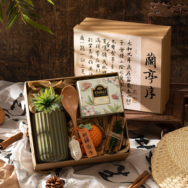 伴手礼公司送员工客户生日礼物女生闺蜜高级感新年礼盒年会伴手礼