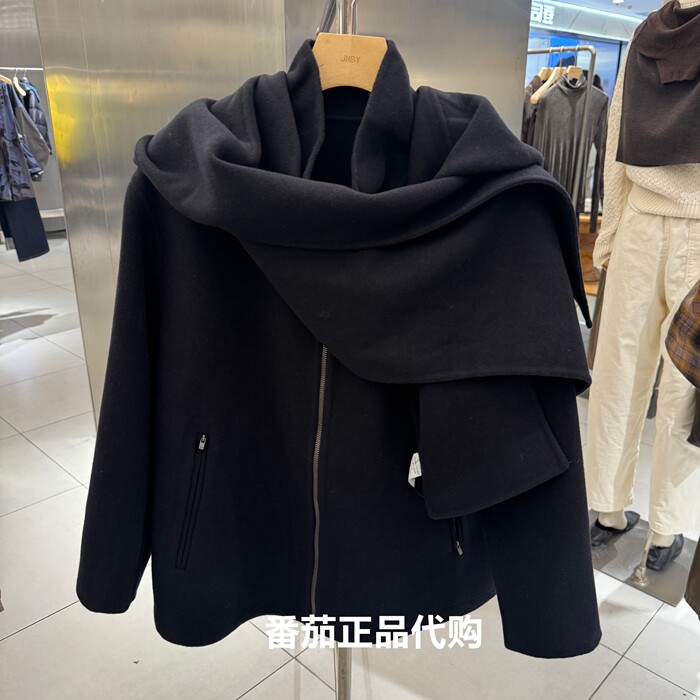 JNBY/江南布衣专柜正品绵羊毛毛呢外套带围脖拉链短款5Q0820050