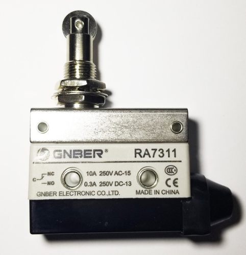 冈本 微动开关 RA7311 滚轮塞柱型面板安装式 密封型 银触点