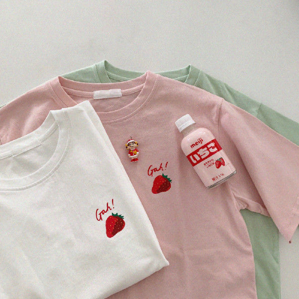 2021 small fresh summer Korean new short sleeve T-shirt women's loose strawberry cartoon printed clothes women's fashion