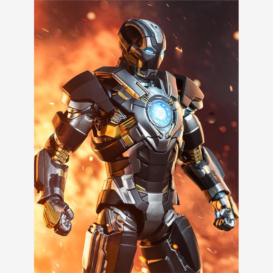 中动玩具钢铁侠mk24手办