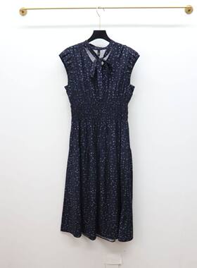 青花Q26BL361夏季2026新款减龄松紧腰中长款显瘦碎花V领连衣裙女