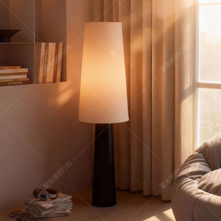 中古风落地灯客厅沙发边卧室书房高级氛围感设计师款样板间灯具