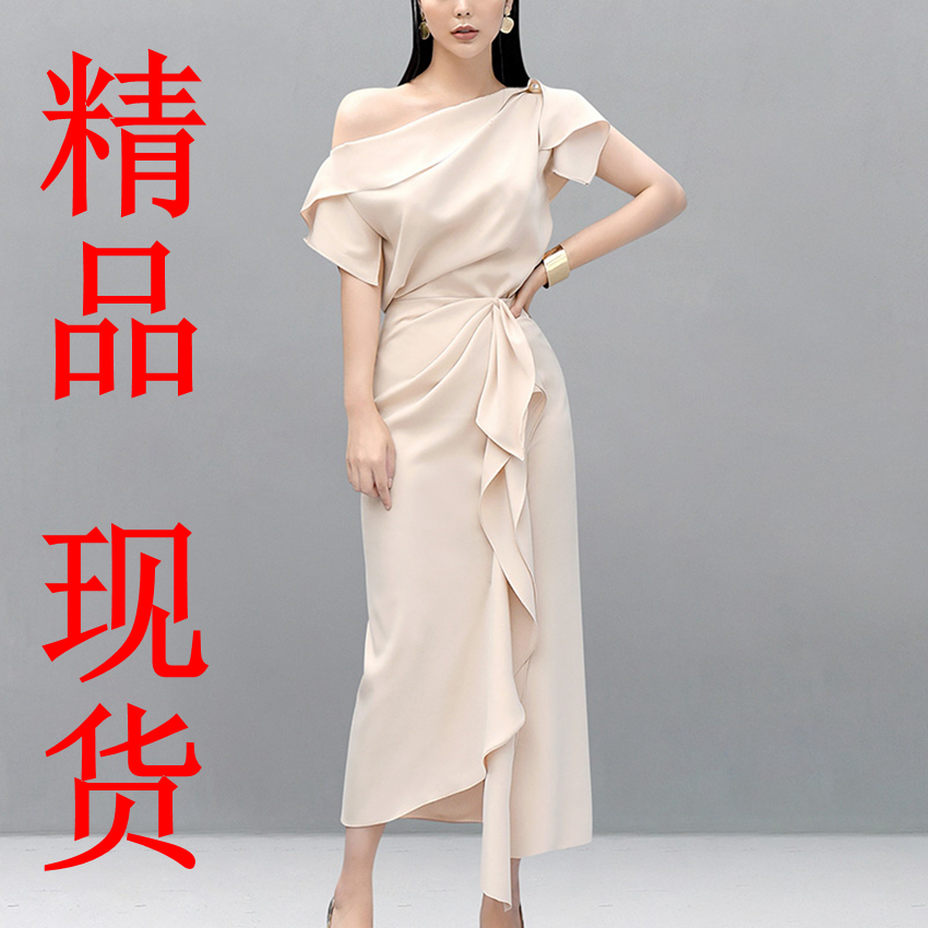 2024新款气质名媛露肩收腰两件套