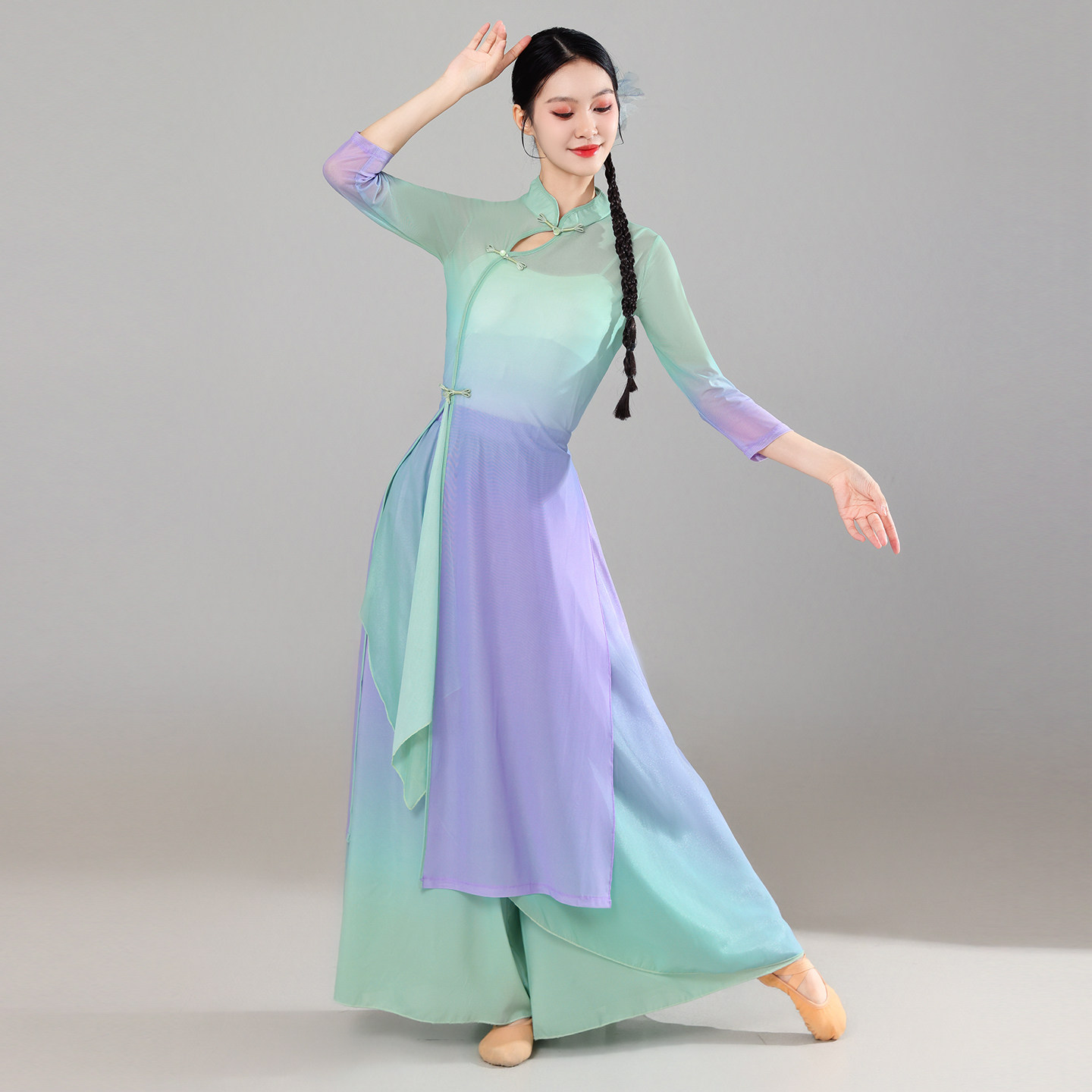 古典舞蹈服女国风旗袍新中式新款飘逸大摆裙形体练功民族舞表演服