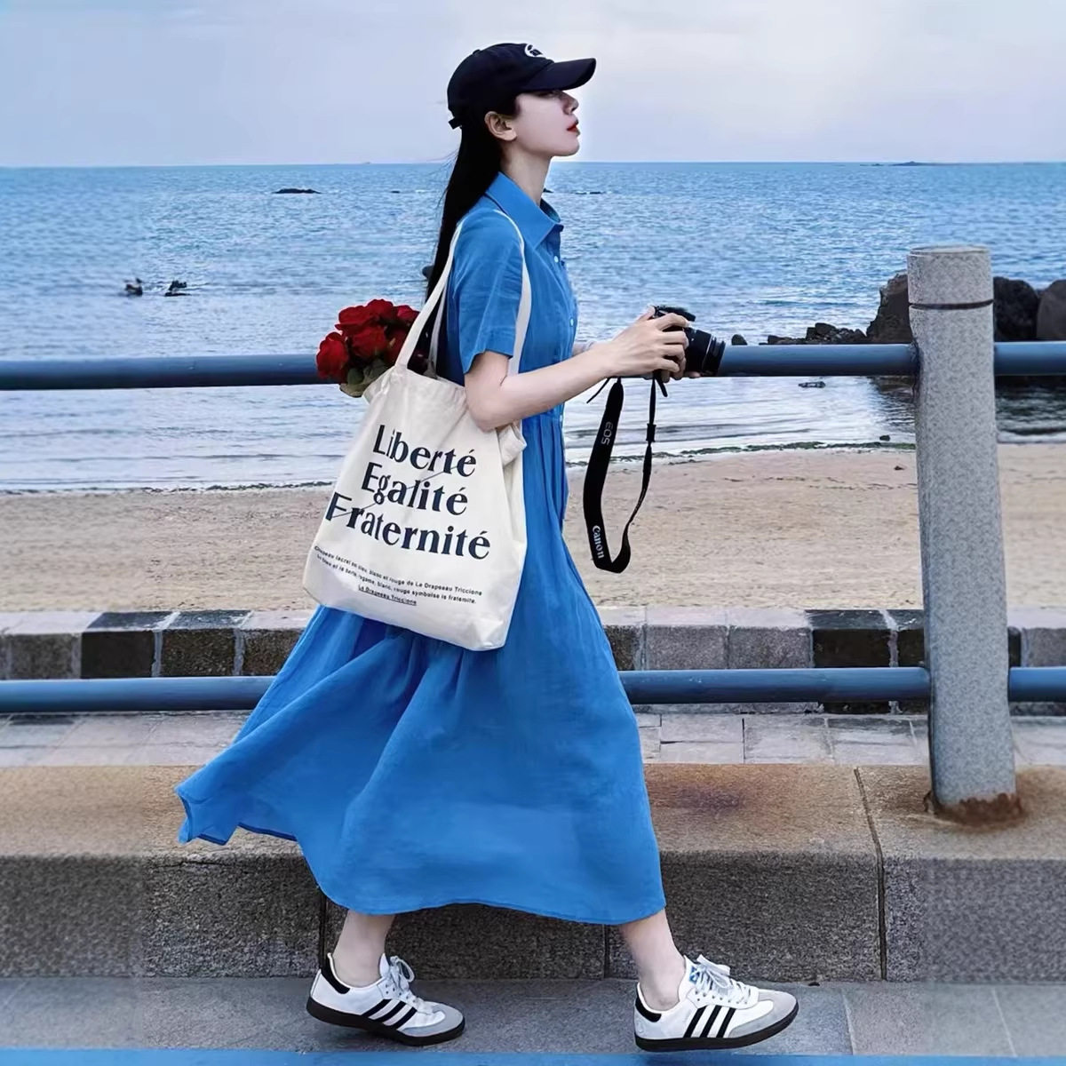 欧洲站2026新款法式小资穿搭收腰显瘦蓝色polo领衬衫连衣裙女夏季