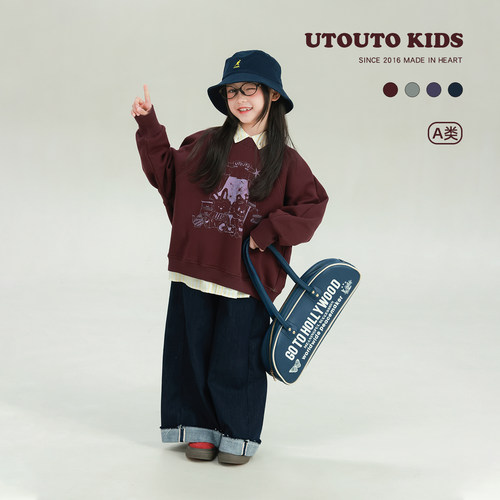 utouto冬季四色卡通印花加绒卫衣