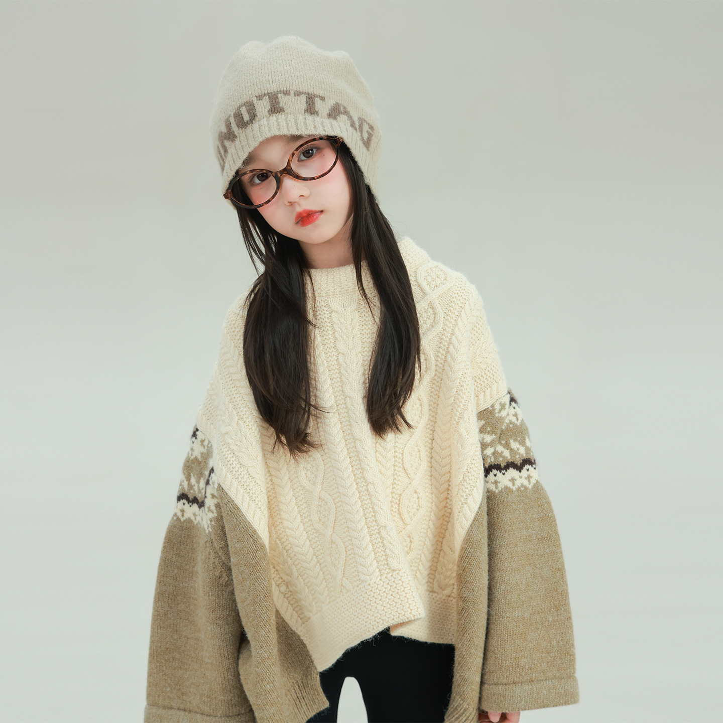 utouto冬季拼色菱格麻花毛衣