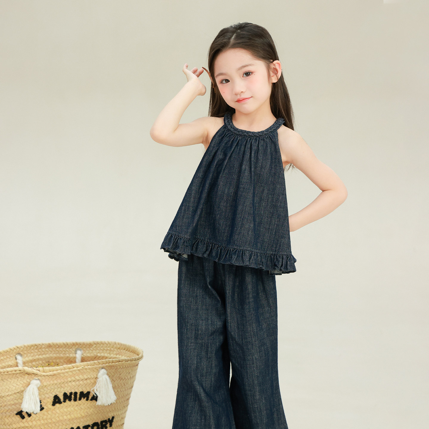 大耳象女童花边牛仔挂脖上衣/花边牛仔休闲裤2026夏新款宝儿套装