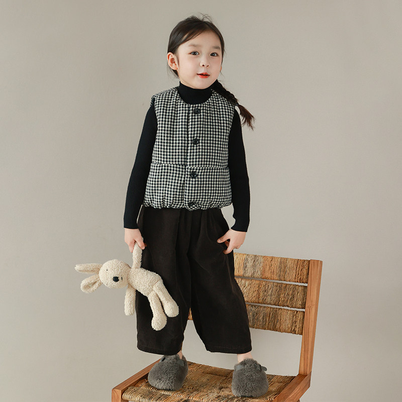 utouto冬季格子棉服马甲图片