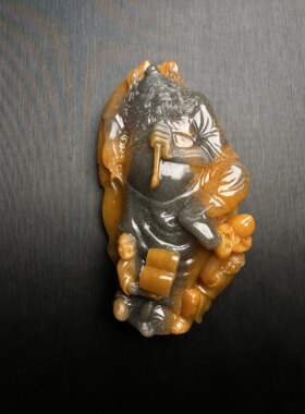 云南龙陵黄龙玉产地源头好货天天有 二台坡金沙老坑料 大师工艺