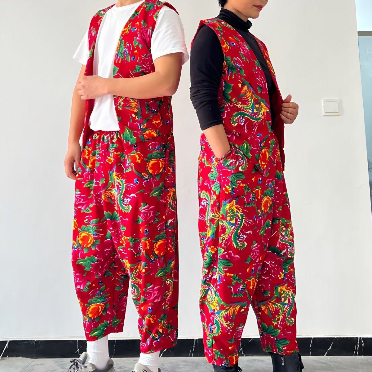 叫一声二奶奶从小卖蒸馍东北大花布马甲灯笼裤套装秧歌广场演出服