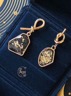 法式复古黑色不对称耳环女洛可可金箔星空耳钉高级感独特鸳鸯耳饰