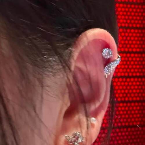 绝美天使羽翼耳骨钉钛钢百搭小众独特天使翅膀缠绕闪钻耳钉耳环女