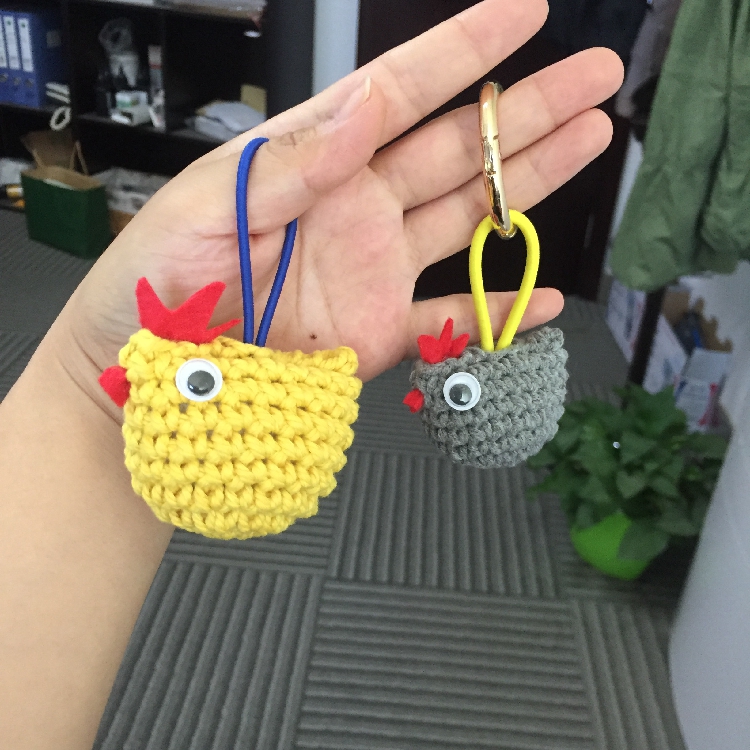 泰国小鸡挂饰胸针钥匙链现货