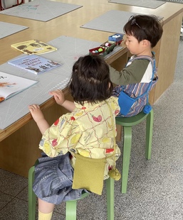 RAE同款 儿童编织可爱毛球斜跨单肩小包包