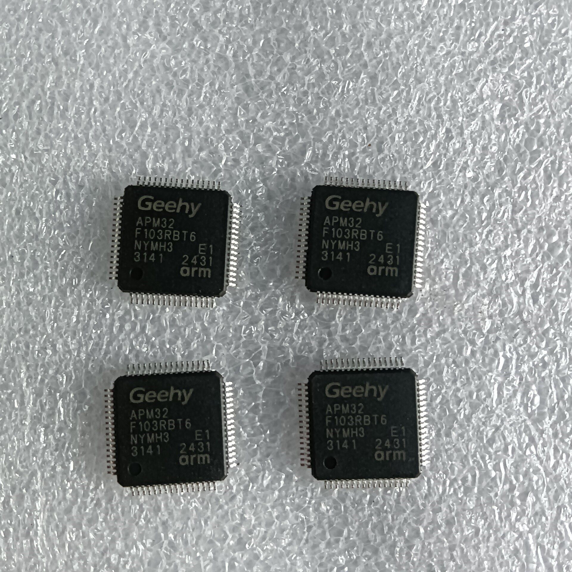 APM32F103RBT6 散新的 有量议价产品