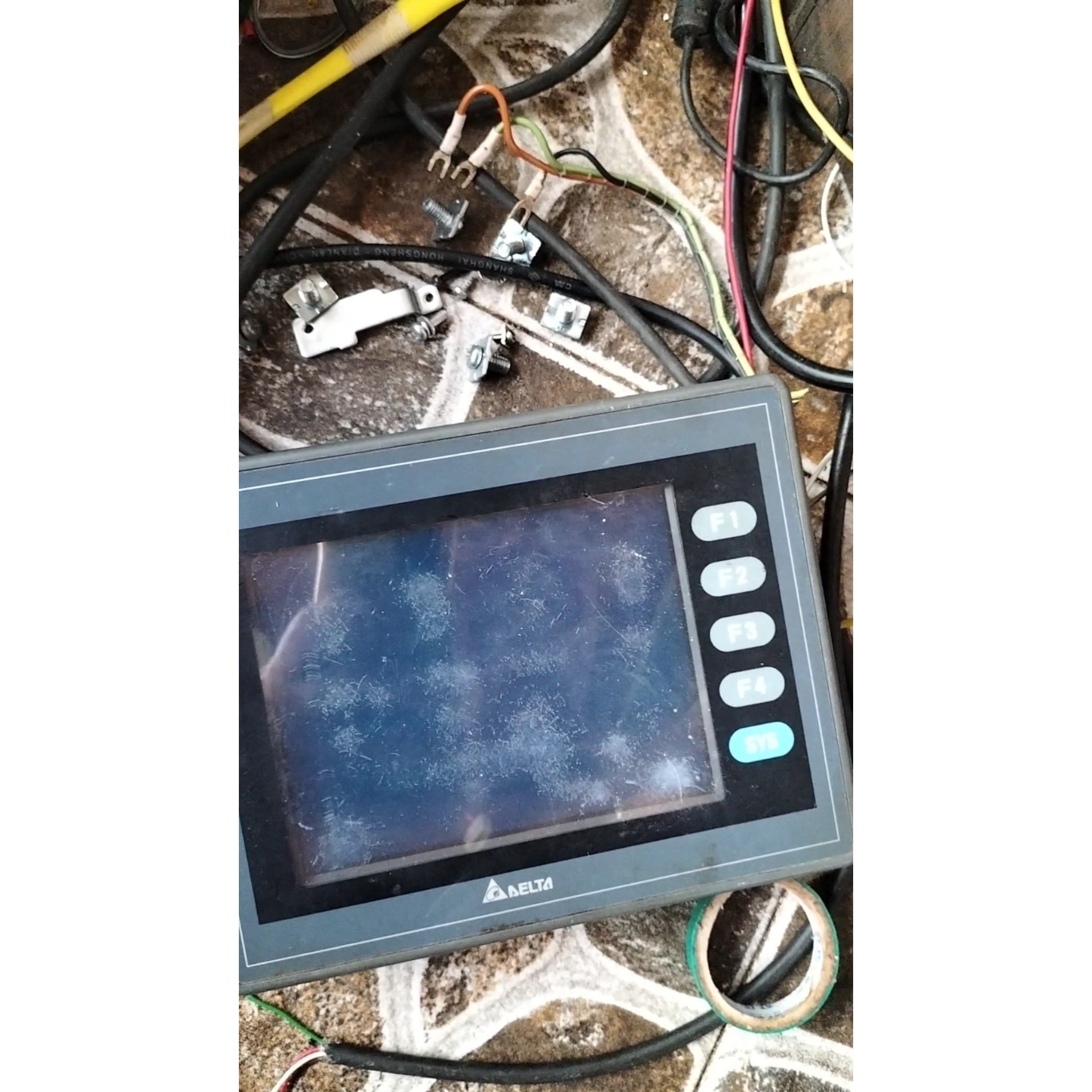 台达dop-as57bstd触摸屏,功能包好外观完好实物图.议价产品