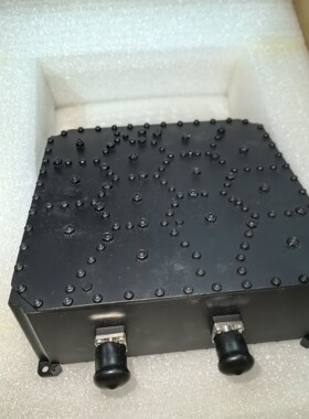 邻频合路器 SCM0200010通带(MHz):议价产品