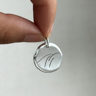 999纯银吊坠定制刻字图案随机形态创意定做性感轮廓 高山流水