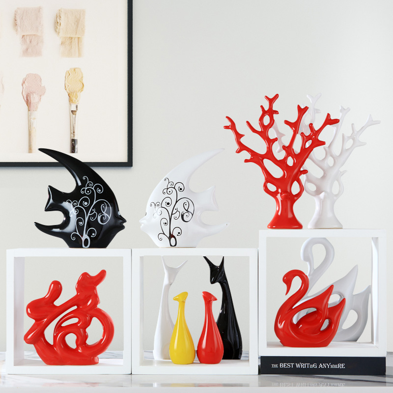 家居创意小摆件客厅电视酒柜装饰品现代ins摆设陶瓷工艺结婚礼物