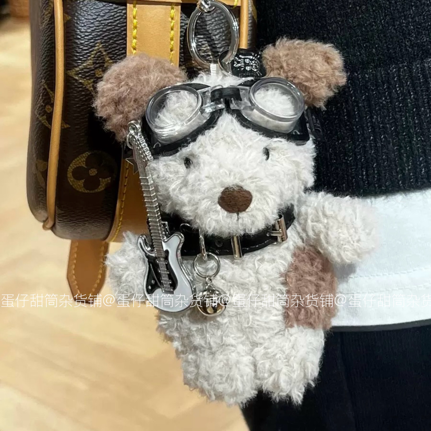 jellycat玩偶配饰小狗钥匙扣项圈朋克摇滚风电吉他护目镜项圈套装