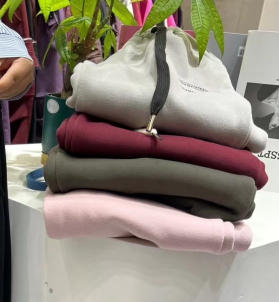 XXX男童一体绒卫裤2023冬款新品女孩纯棉系带束脚运动裤中大童潮