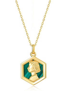 小众设计覆盖掉女王头吊坠项链