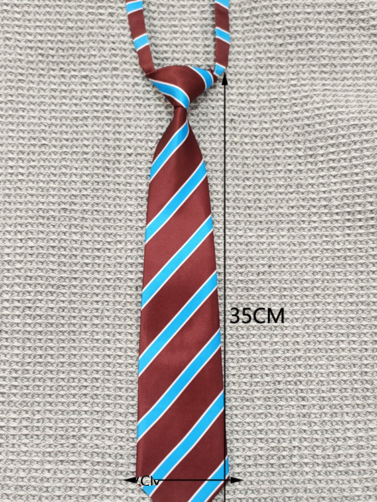 撞色炫彩吸睛红底蓝条纹免打领带小红书搭配制服衬衣男女学生摄影