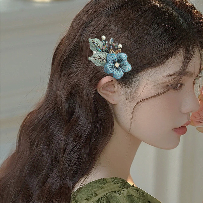 精致优雅韩国水钻侧边发夹