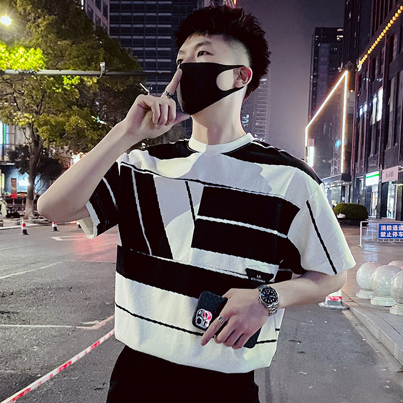 T93-P58黑白拼接短袖T恤男夏季潮牌痞帅高级感轻熟风五分袖上衣1,男装T恤,电商A257