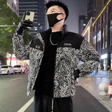 黑色