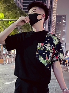 T82-P58 拼接青少年短袖男夏季2023新款圆领T恤设计感小众潮牌图片