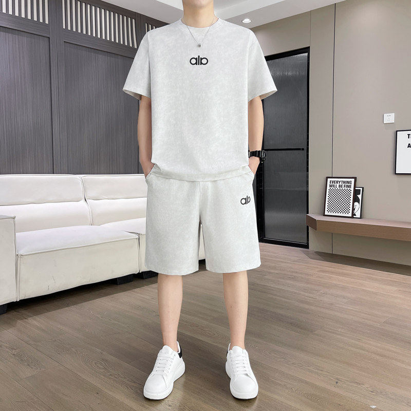 高端休闲宽松运动套装男新款夏季薄款潮流时尚青年短袖短裤两件套