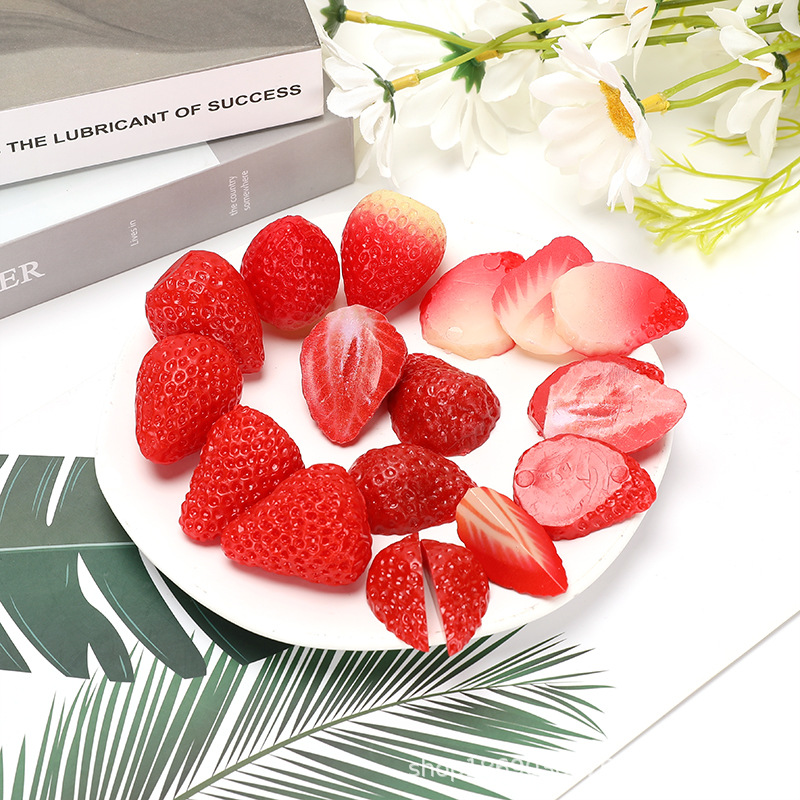 仿真草莓切片模型塑料草莓假水果蔬菜道具玩具橱柜装饰配件摆设