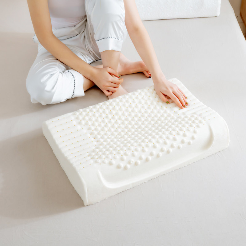 泰国乳胶枕头天然橡胶护颈枕成人保护颈椎枕一对双人深睡眠记忆枕